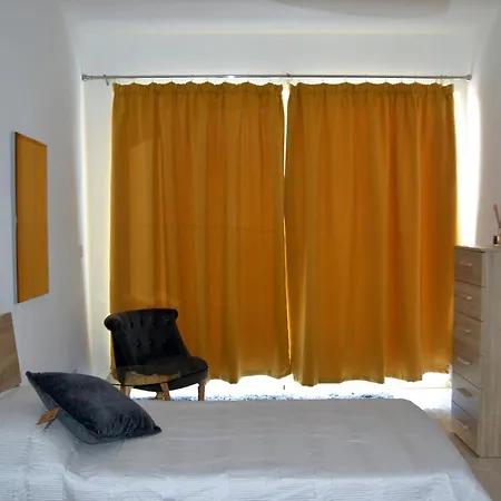Bibi's Apartment Marsalforn
